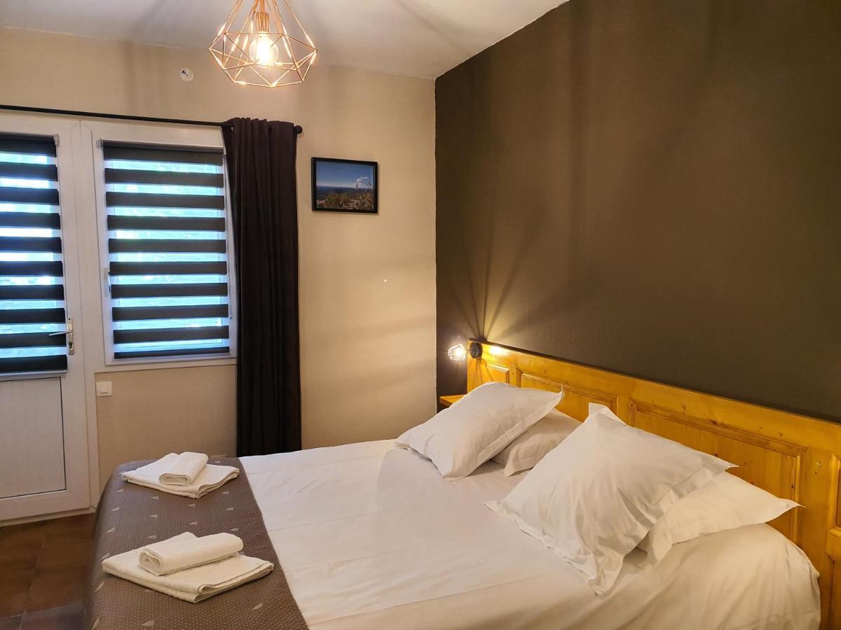 Hotel Logis Restaurant L'escarbille 3*